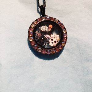 Origami Owl Halloween 2020 set w black chain!